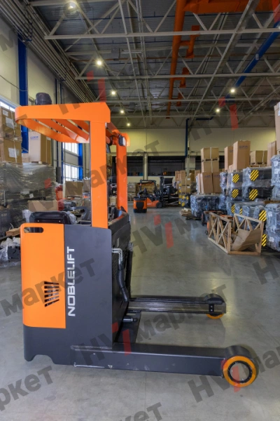 Ричтрак Noblelift RT15Q, Duplex mast (EPS, side battery extraction, В-3000), грузоподъемность 1500 кг, высота подъема 3000 мм, тип питания АКБ