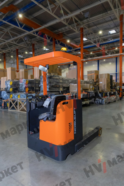 Ричтрак Noblelift RT15Q, Duplex mast (EPS, side battery extraction, В-3600), грузоподъемность 1500 кг, высота подъема 3600 мм, тип питания АКБ
