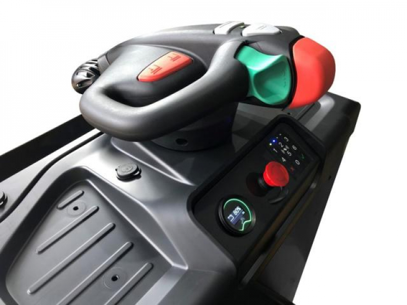 Самоходный Тягач для склада/производства Noblelift T50N (EPS, Battery side extraction, Rubber drive tire, Pin Code, Safety light (Blue ray), Beacon), грузоподъемность 5000 кг, тип питания АКБ, напряжение 24 В