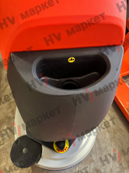 Толкательные поломойки Noblelift Поломоечная машина NB530 (АКБ Литий 60Ач), объем бака для чистой воды 50 л, площадь уборки макс 1800 м2, время работы 4 ч