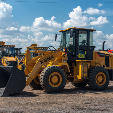 Фронтальный погрузчик XGMA XG936N, грузоподъемность 3200