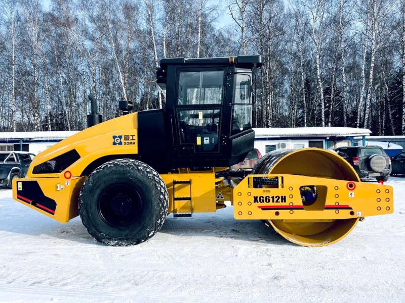 Грунтовый каток XGMA XG612H (12000kg , АС, отопитель)
