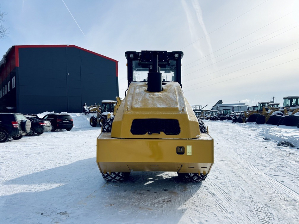 Грунтовый каток XGMA XG612H (12000kg , АС, отопитель)