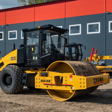 Грунтовый каток XGMA XG614H (14000kg , АС, отопитель)