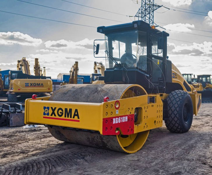 Грунтовый каток XGMA XG618H (18500kg , АС, отопитель)