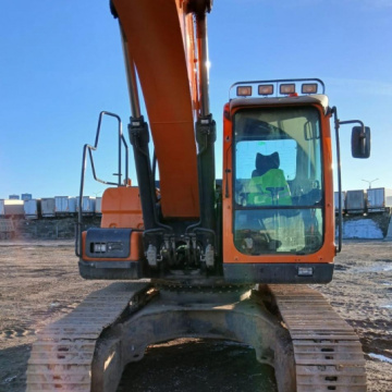 Экскаваторы DEVELON DX225* Экскаватор