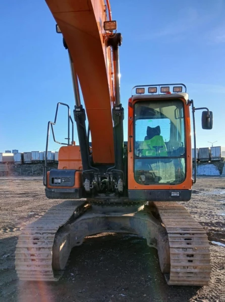 Экскаваторы DEVELON DX225* Экскаватор