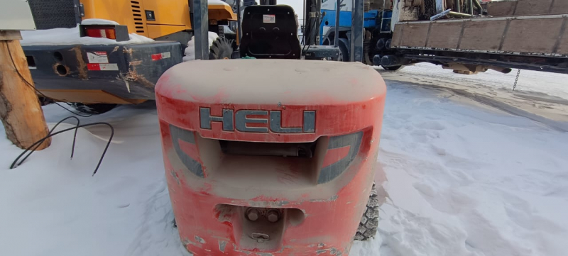 Вилочные погрузчики HELI CPC* Вилочный погрузчик