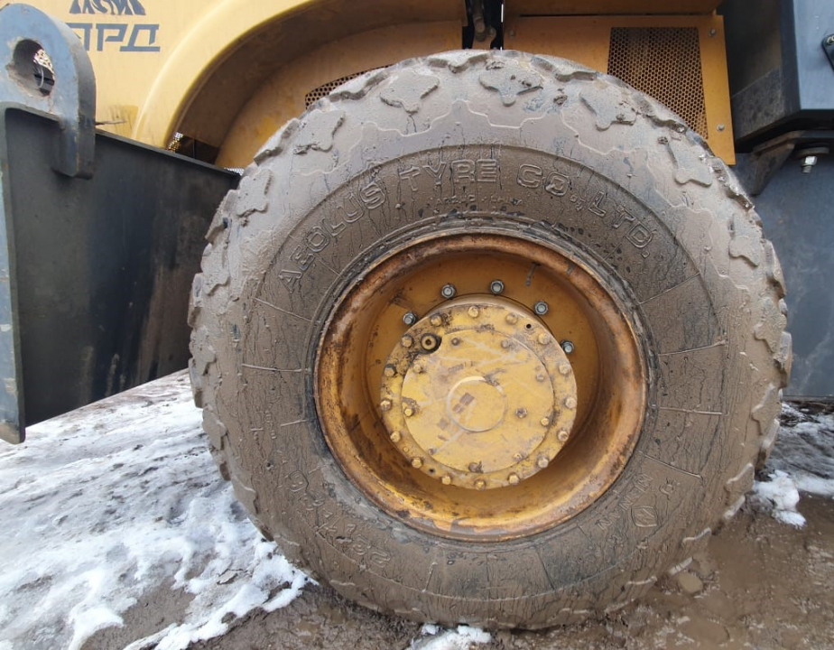 Катки XCMG XS* Каток (XS203 (Дизельный, 6,5 л, 190 л.с., АТ), 2022 г, пробег: 8 249 км)
