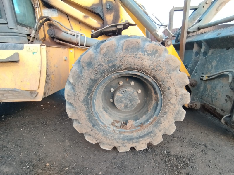 Экскаваторы-погрузчики NEW HOLLAND B110B Экскаватор-погрузчик