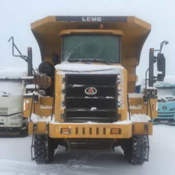 Тягачи и самосвалы LGMG CMT96 6x4 Карьерный самосвал