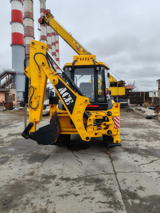 Экскаваторы-погрузчики ACE TLB95 Экскаватор-погрузчик