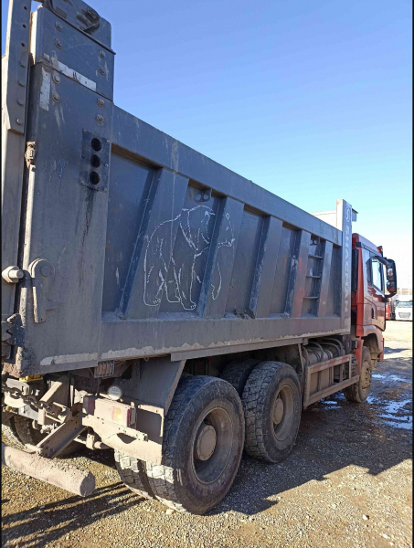 Специализированный, автомобиль-самосвал SHACMAN SX32586V384