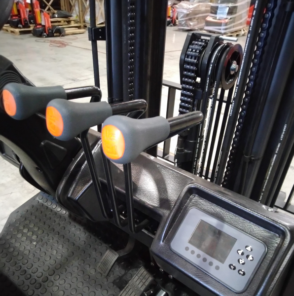 Электрический вилочный погрузчик Noblelift FE4P20QC Duplex mast (Свинц-кислот 360Ач, В-3300мм), высота подъема 3300 мм, грузоподъемность 2000 кг, ширина вил 100 мм