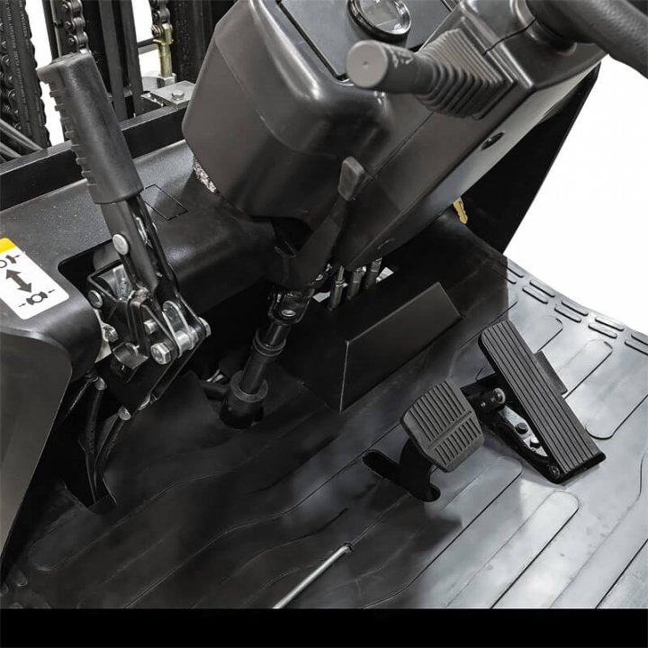 Погрузчики EP Equipment 72-5082, грузоподъемность 1500 кг