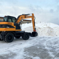 Мини-экскаватор QUADTRAC E130WH (12т, кабина, квикаплер, Желтый 2023 год)