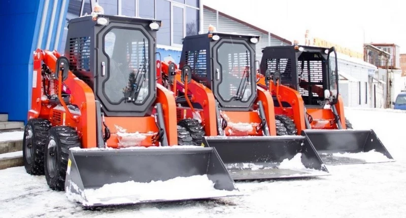 Мини-погрузчик QUADTRAC SSL85 (850 кг 2023 год), двигатель YANMAR (Япония), грузоподъемность 850 кг
