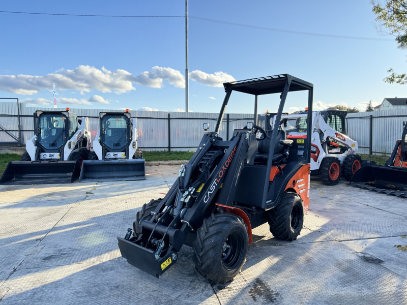 Мини-погрузчик CASTLOADERS 825D ИТАЛИЯ (Кабина LUXARY), двигатель KUBOTA D1105 (Япония), высота подъема 2980 мм