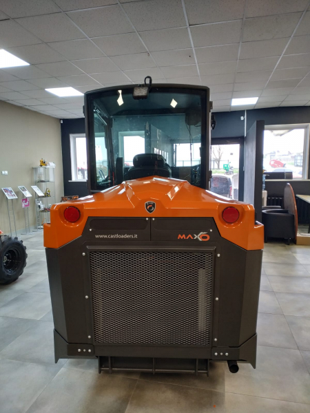 Мини-погрузчик CASTLOADERS MAXO 50 (Шины Тракторные), двигатель YANMAR 4TNV88 (Япония), высота подъема 3300 мм