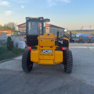 Телескопический погрузчик JCB 540-70, высота подъема 7 м, грузоподъемность 4т.