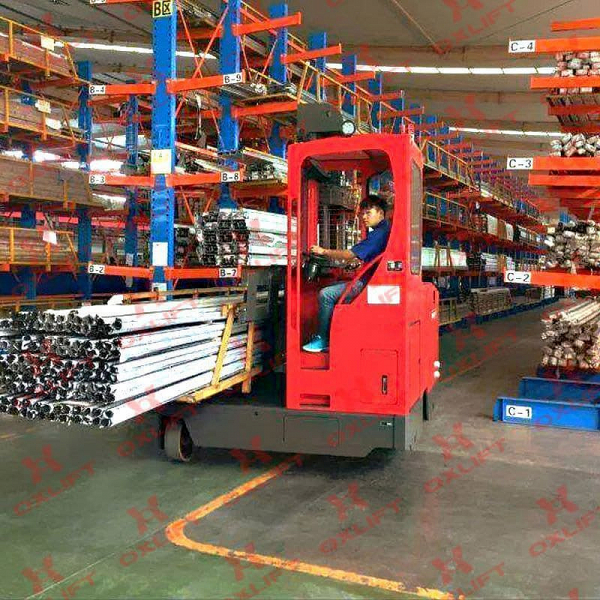 Четырёхходовой ричтрак OXLIFT 700127, высота подъема 6500 мм, тип питания АКБ