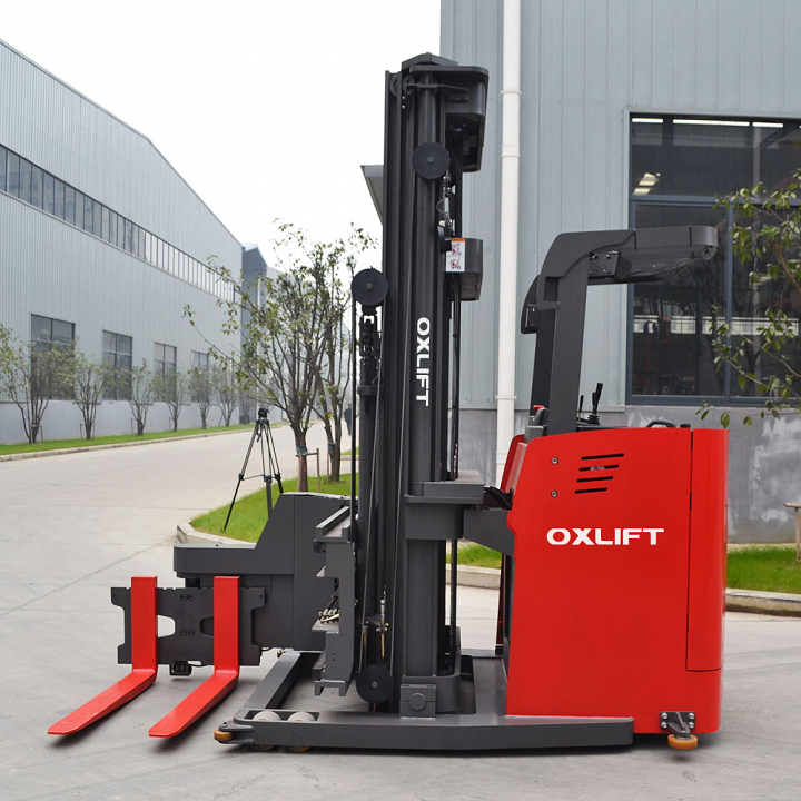 Ричтрак с трехсторонней обработкой грузов OXLIFT 700128, высота подъема 8500 мм, тип питания Аккум. батарея