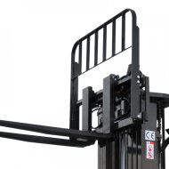 Электрический погрузчик YETT CPD18-A3LIH4-M-M400-3W, грузоподъемность 1800 кг