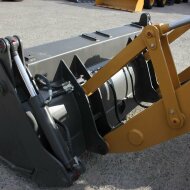 Колесный экскаватор-погрузчик MTK 3CX, мощность двигателя 75 кВт