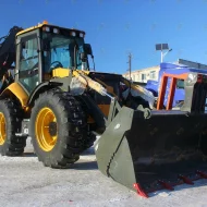 Экскаватор-погрузчик MTK 4CX, мощность двигателя 103 кВт
