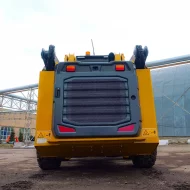 Мини-погрузчик XCMG SV790RU, двигатель Yanmar 4TNV98CT-NTY, грузоподъемность 1,360 т