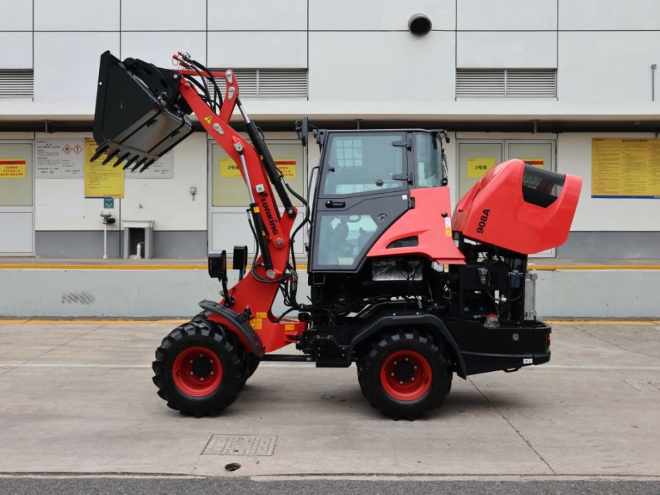 Фронтальный погрузчик Lonking CDM908A, двигатель Kubota, грузоподъемность 800 кг