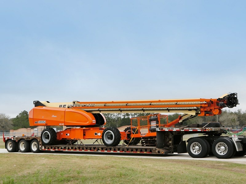 Телескопический подъемник JLG 1850SJ, грузоподъемность 454 кг
