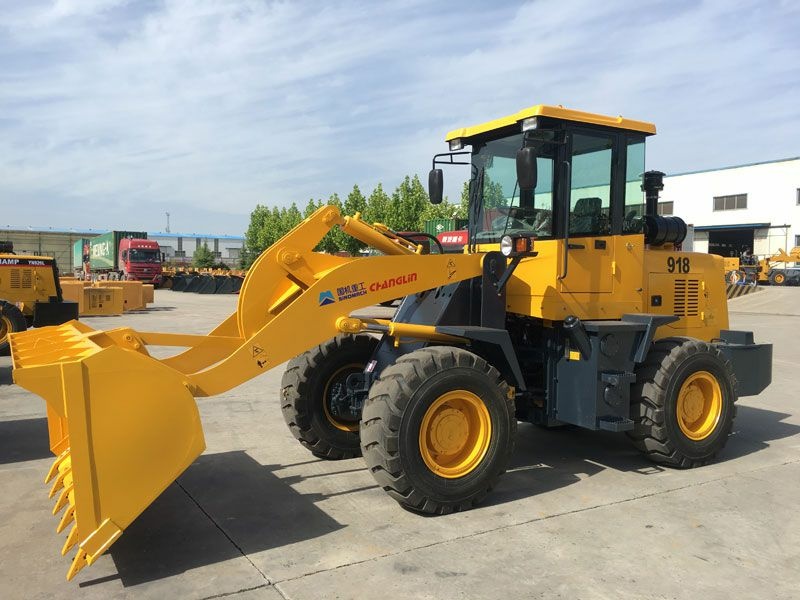 Фронтальный погрузчик SINOMACH 918H, двигатель LUOTUO LR4B3-G92X2A