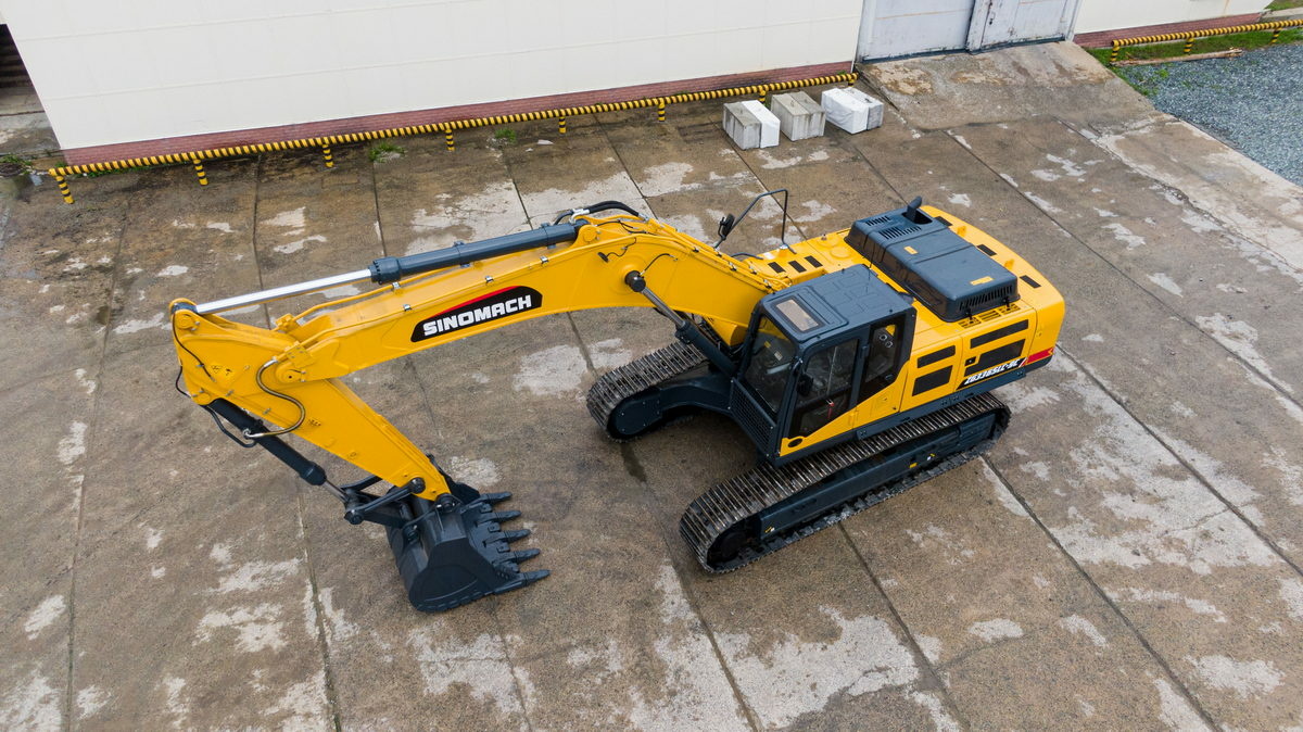 Гусеничный экскаватор SINOMACH ZG3365LC-9C, эксплуатационная масса 34000 кг