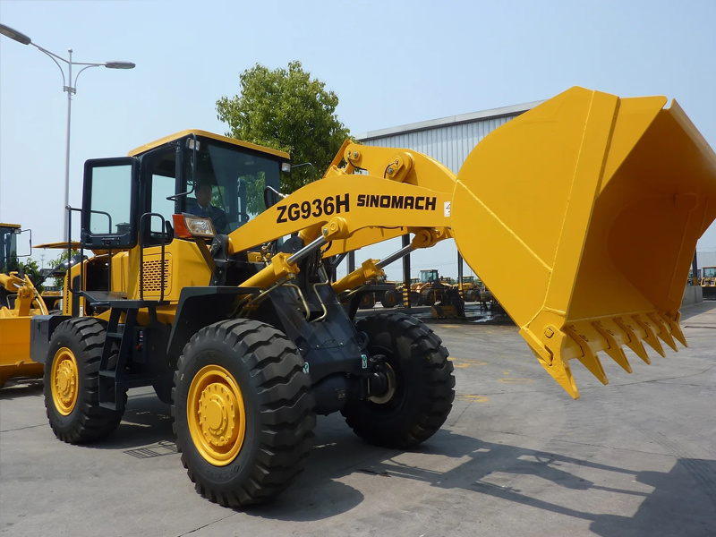 Фронтальный погрузчик SINOMACH 936H, двигатель WeiChai WP6G125E22