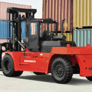 Вилочный погрузчик SINOMACH CPCD160, двигатель DONGFENG COMMINS BTAA5.9-C160 / COMMINS QSB6.7-C160, высота подъема 3000 мм
