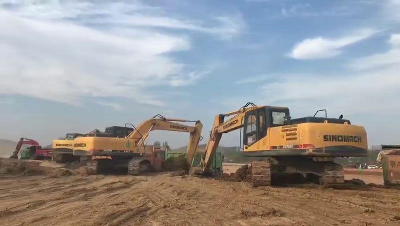 Гусеничный экскаватор SINOMACH ZG3210-9C, эксплуатационная масса 21000 кг