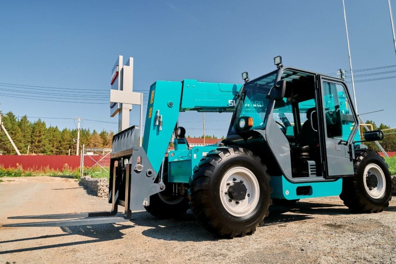 Телескопический погрузчик Sunward SWTH3007, грузоподъемность 3000 кг