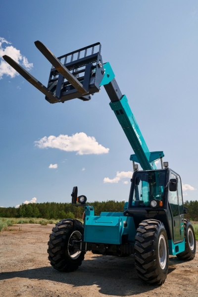 Телескопический погрузчик Sunward SWTH3007, грузоподъемность 3000 кг