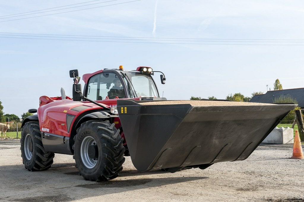 Телескопический погрузчик MANITOU MLT-X 960, грузоподъемность 6000 кг
