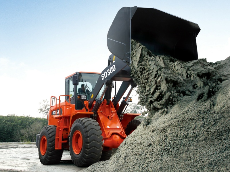 Фронтальный погрузчик DEVELON SD300