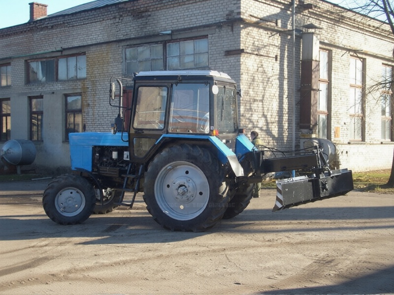 Для тракторов Грейдерный планировочный отвал для МТЗ