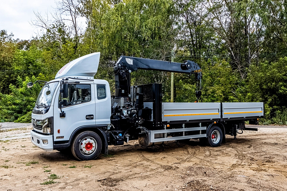 Кран-манипулятор Z-Ton 524 на шасси Dong Feng C120L 4×2