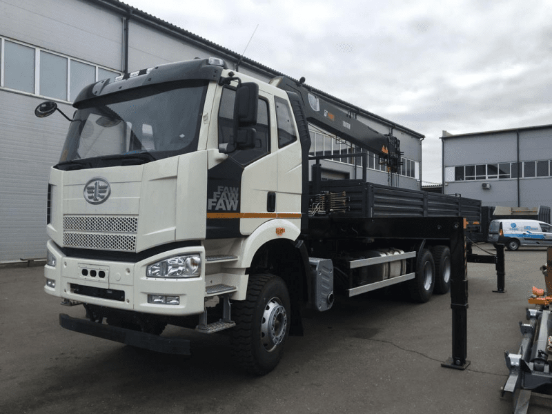 Кран-манипулятор HIAB 190TM-6 на шасси FAW CA3250
