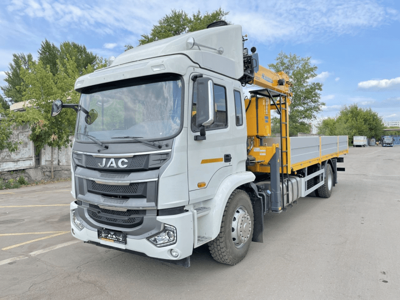 Тросовый кран-манипулятор XCMG SQS 200RU-6 на шасси JAC N200 LONG