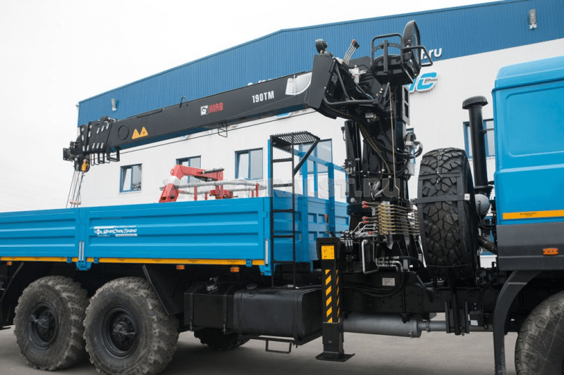 Кран-манипулятор HIAB 190TM на шасси КамАЗ 43118-3090-50