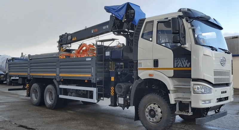 Кран-манипулятор HIAB 190TM-6 на шасси FAW J6 6×4