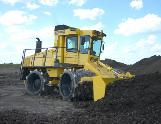 Уплотнитель почвы BOMAG BC 772 EB-2