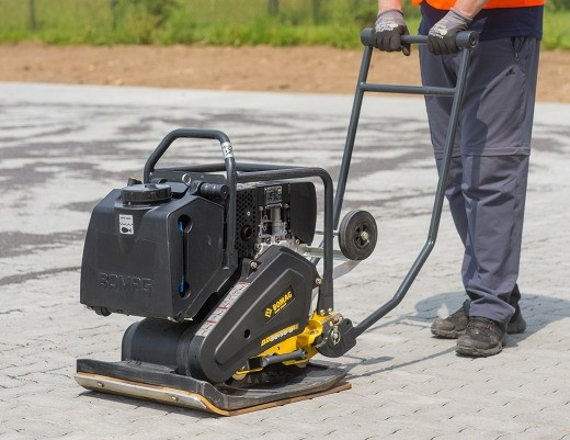 Виброплита прямого хода BOMAG BP 20/50 D