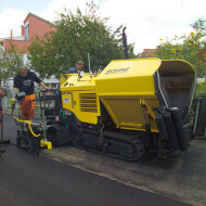 Асфальтоукладчик BOMAG BF 223 C